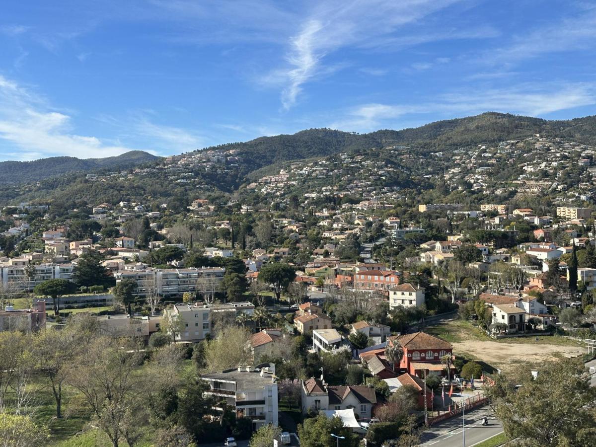 My Resid Appart Cannes Vue Marina Et Vue Montagne Mandelieu La Napoule Bagian luar foto